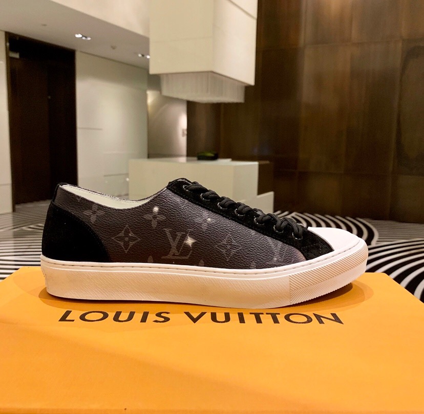 [LOUIS VUITTON] 19SS 스니커즈 남성용