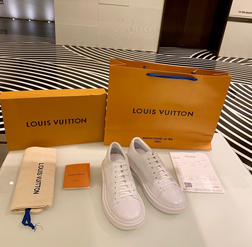 [LOUIS VUITTON] 19SS 스니커즈 남성용