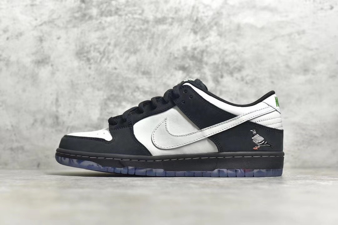 [NIKE] 나이키 X 스테이플 SB 덩크 로우 PRO OG QS 판다 피존 BV1310-013 남성용 (PK공장)