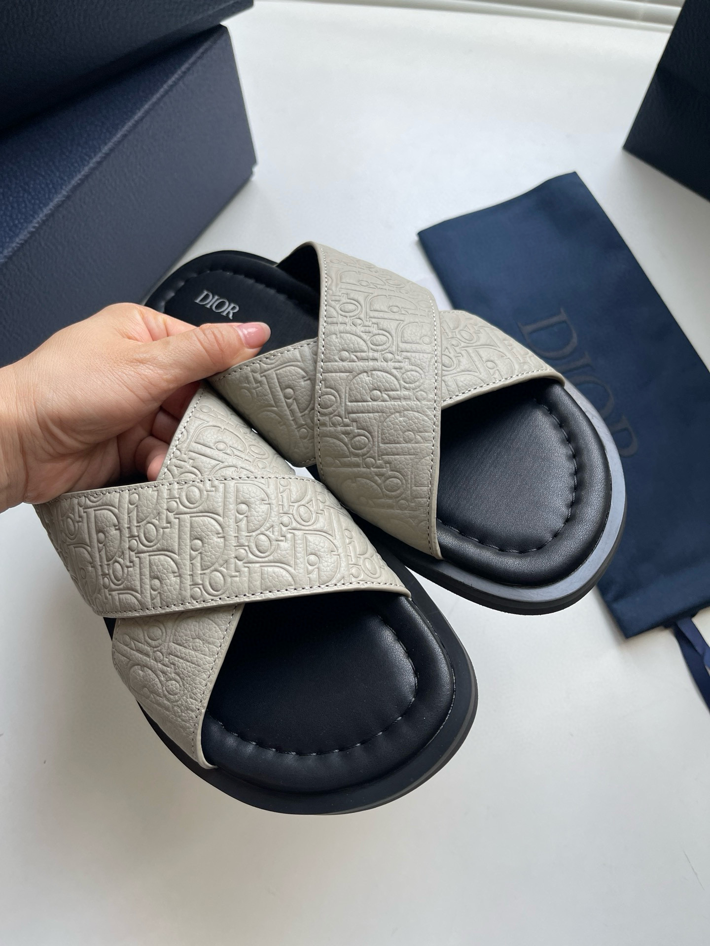 [DIOR] 디올 알리아스 샌들 남성용